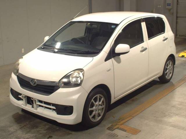 4238 DAIHATSU MIRA E S LA300S 2014 г. (TAA Kyushu)